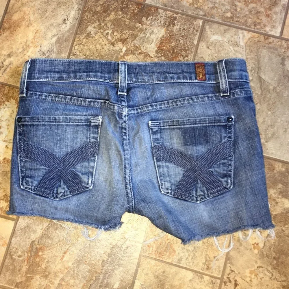 CLEARANCE 7 For All Mankind Jean Shorts - Picture 6 of 7